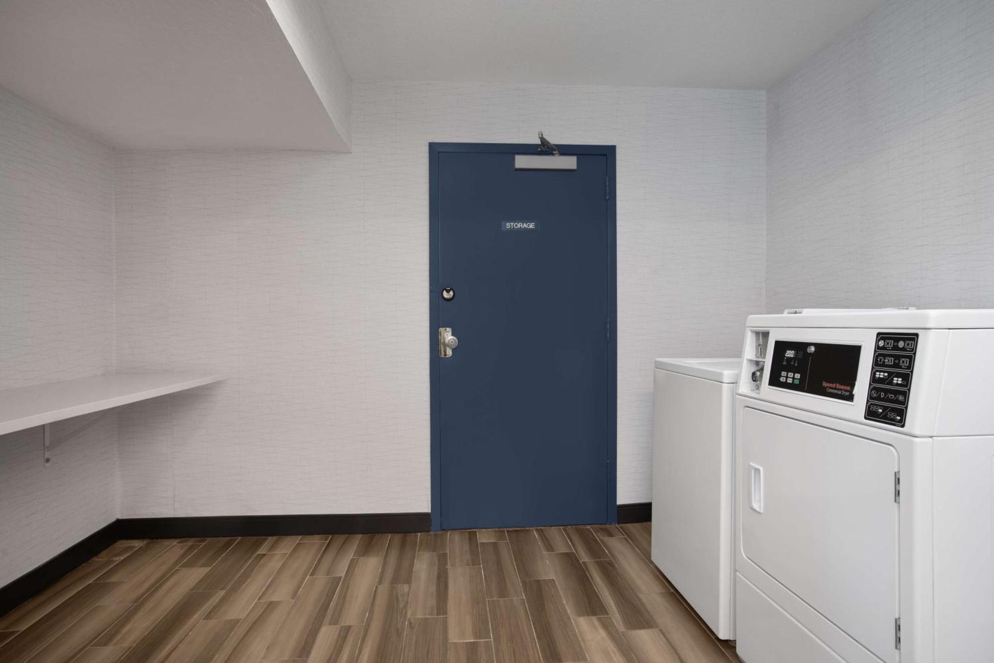 Spark By Hilton Albuquerque North I-25 Экстерьер фото
